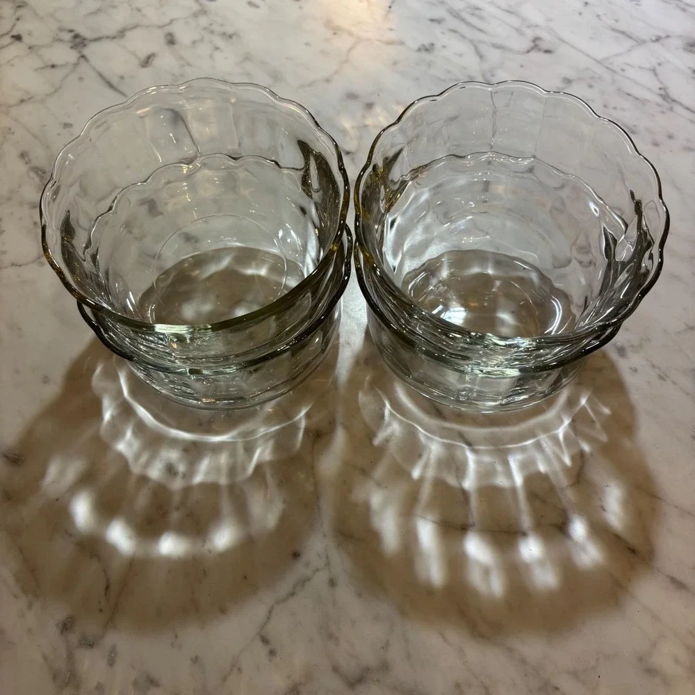 Vintage Scalloped Clear Glass Custard Cups Dessert Bowls Set of 4 Optic Design
